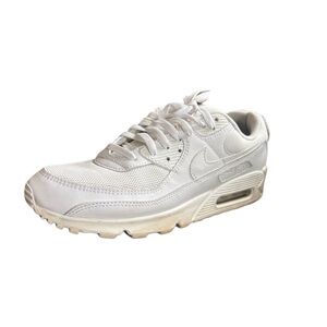 Men's Nike White air max 90 Gently used!